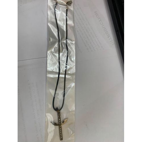 Collier pendentif Croix – Bijou tendance