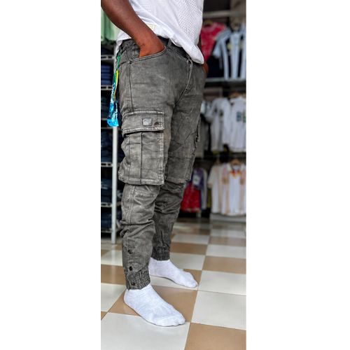 PANTALON CARGO GRIS DELAVE