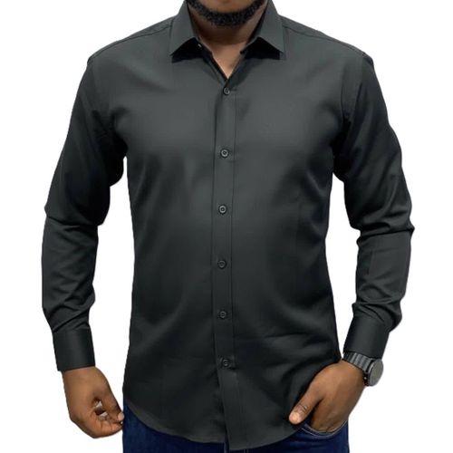 Chemise Habillée Noir – Coupe Ajustée