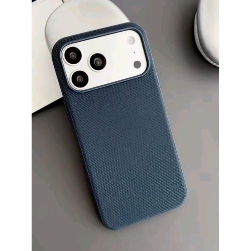 Coque Iphone 17 pro max bleu nillkin ouvert