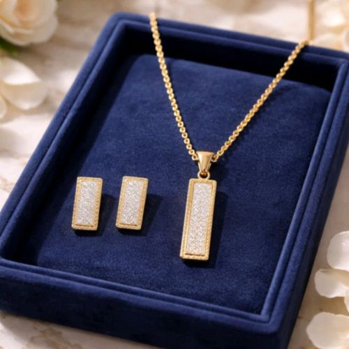 Ensemble Bijoux - Chaîne Et Boucles D'Oreilles- Pendentif Pierre - Or Plaqué