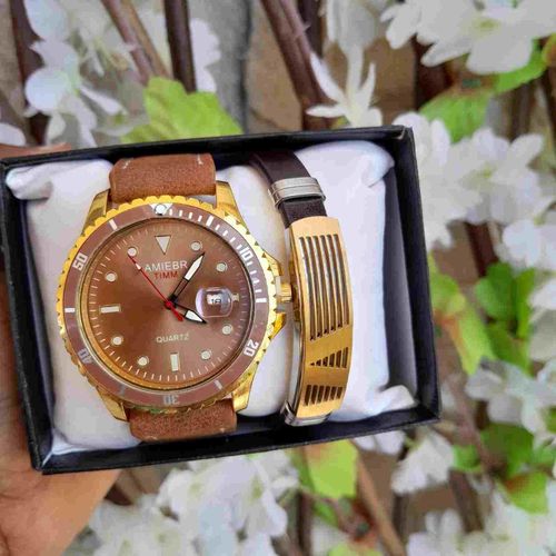 Box cadeau Homme composé Montre marron et bracelet Doré, En Acier Inoxydable idéal cadeau de saint valentin, anniversaire, mariage, baptêmes