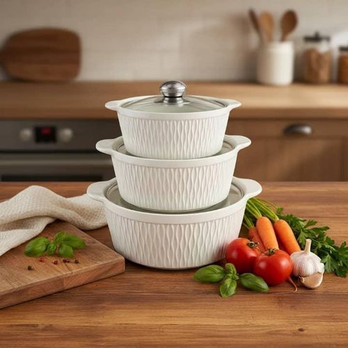 1. Ensemble de Casseroles en Céramique Blanche - Texture Vagues