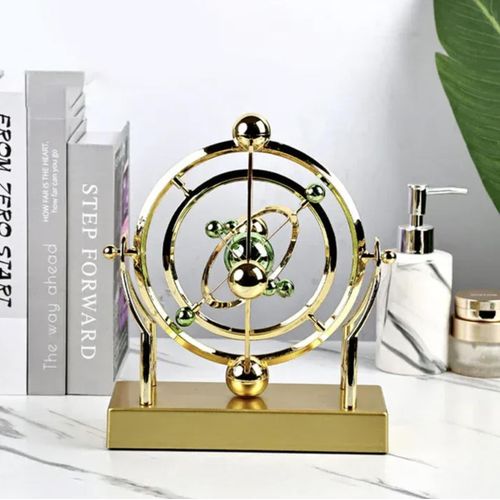 pendule à mouvement perpétuel en orbite céleste
