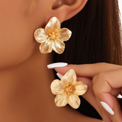 Petal Stud Earrings - Bold, Trendy & Elegant Statement Jewelry