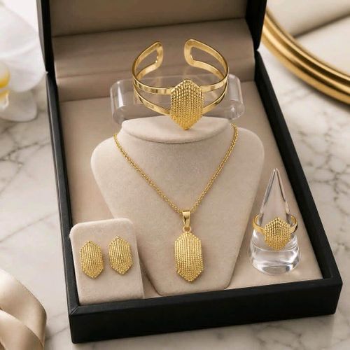 Ensemble Bijoux Femme- Chaîne , Boucles D'Oreilles , Bracelet et Bague - - Or Plaqué
