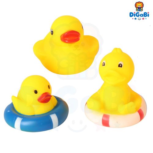 Yellow Rubber Ducks Bath Toys, Bathtub Floating Squeaky Duck Bulk Baby Preschool Bath Toy for Baby Shower Infants Kids Toddler Birthday Party Decoration Gift(3pcs)
