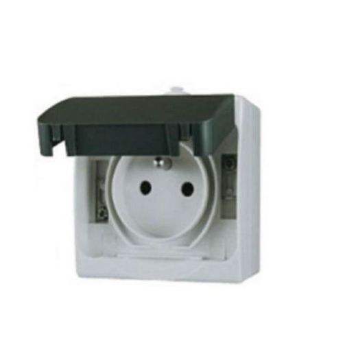 Prise 2 Pôles + Terre Et étanche