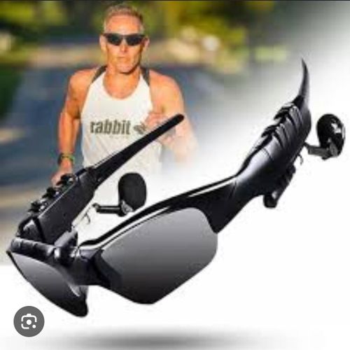 Une paire de lunettes bluetooth mp3