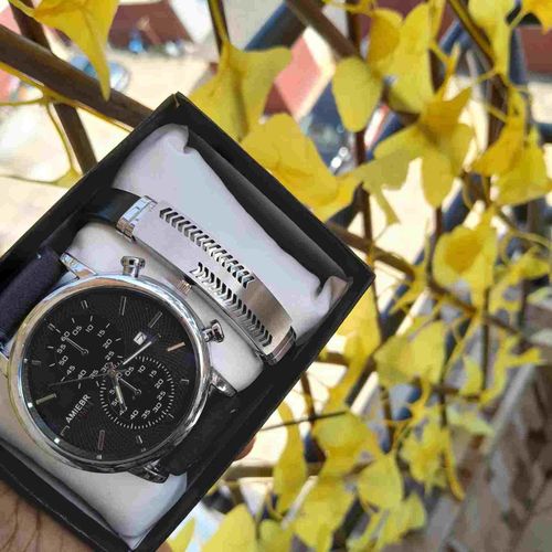 Box cadeau Homme composé Montre Noir fond banc noir et bracelet noir fond Argenté, En Acier Inoxydable idéal cadeau de saint valentin, anniversaire, mariage, baptêmes