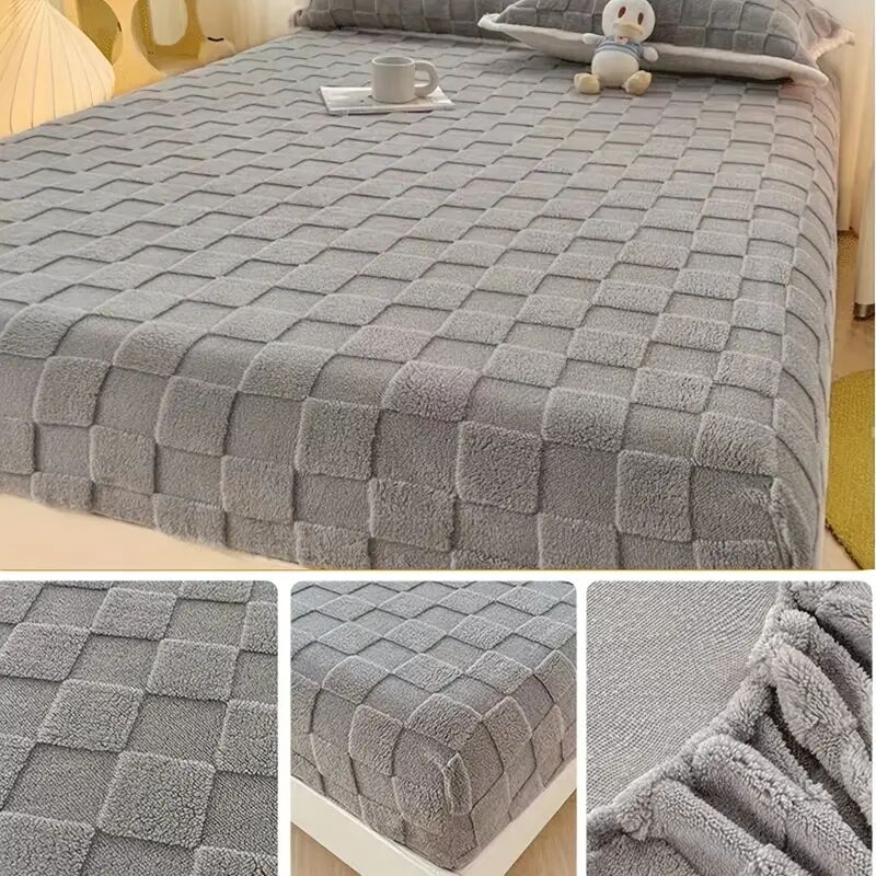 1pc Milk Fleece Fitted Sheet, Three-dimensional Cut Flower Checkerboard Tartan Flannel Fitted Sheet, Comfortable Warm Breathable Flannel Fitted Sheet, Thickened High Elastic Mattress Protector, Easy To Wash, All Seasons Use, Christmas Gift