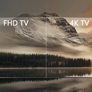 un lac de montagne avec une montagne et une montagne