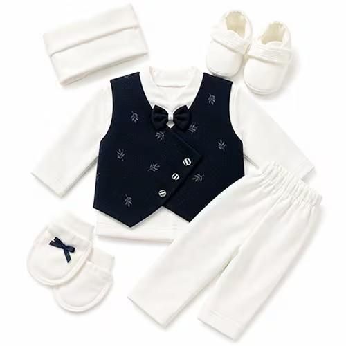 Coffret baptême garçon – Gilet à boutons croisés (Gilet, pantalon, bonnet, gants & chaussures) - Bleu Nuit