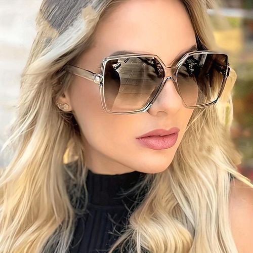 Lunettes de soleil Lunettes carrées surdimensionnées pour les femmes, élégantement ornées en couleur marron transparente, style vintage