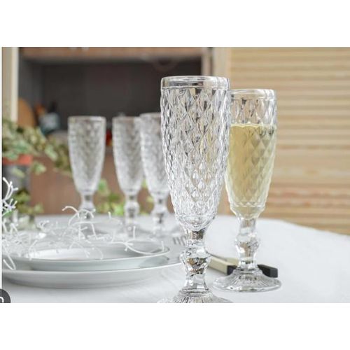 Verre à Pied en Cristal Relief – lot de 6 - Élégant & Résistant