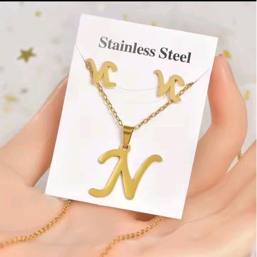 Ensemble chaine et boucles d'oreilles hommes et femmes pendentif lettre de l alphabet N 45cm Doré, En Acier Inoxydable idéal cadeau de saint valentin pour vos femme et mari