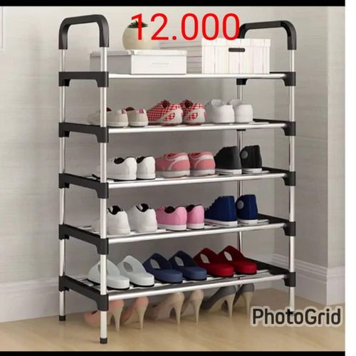 Étagère de chaussures