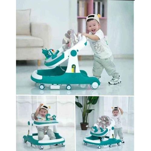 Adorable Marche Bébé