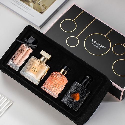 4Pcs Parfums Femme Classique Durable Parfum Set Dames Parfums Déodorants Cadeau