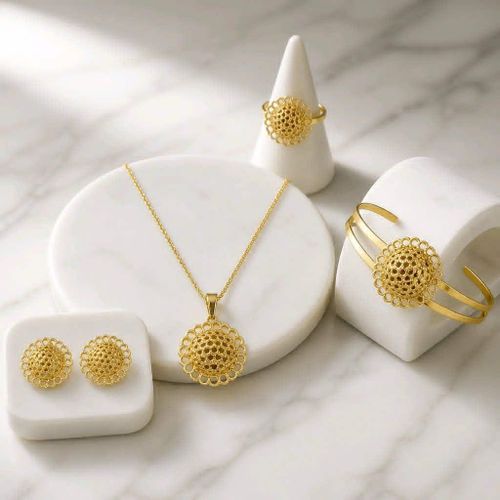 Ensemble Bijoux Femme- Chaîne , Boucles D'Oreilles , Bracelet et Bague - - Or Plaqué