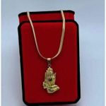 Chaîne Hommes Et Femme Médaille Main