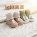 product_image_name-Fashion-Ensemble de Chaussons-Chaussettes Bébé (Chaussures Pré-Marche) - Semelle Souple Antidérapante, Coton Doux, Chaud et Respirant - Style Bottines (Beige & Rayures Vertes)-1