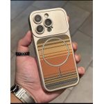 Coque iphone 16 pro Max doré P11