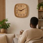 Generic Horloge murale carrée effet bois – Affichage analogique - image 4