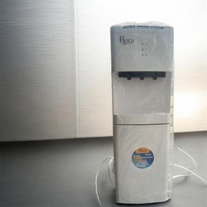 Roch Le distributeur fontaine d'eau R*OCH AVEC MINI REFRIGERATEUR