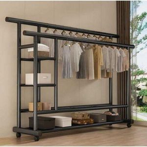 Porte vêtements en métal 