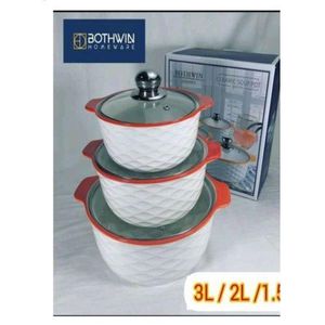 1 LOT DE 3 SOUPIERES EN PORCELAINE