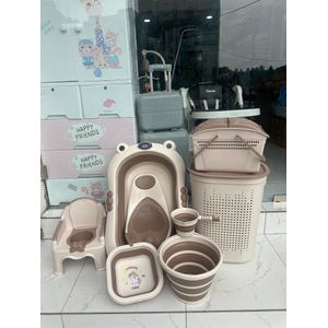 Baignoire pliable avec accessoires 