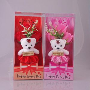 Bouquet de roses avec ours en peluche – Le cadeau parfait pour la Saint-Valentin