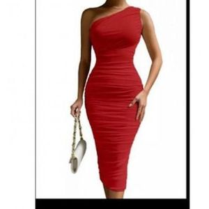 ROBE DAME DE SOIREE - ROUGE