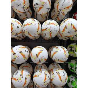 Trois (03) Ballons de football
