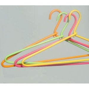 Cintre En Métal Plastifiée  - Multicolores