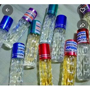  Essence de Parfum