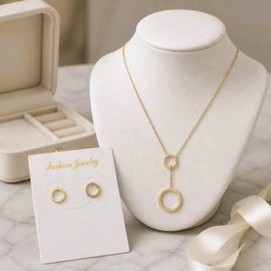Ensemble Bijoux - Chaîne Et Boucles D'Oreilles- Or Plaqué