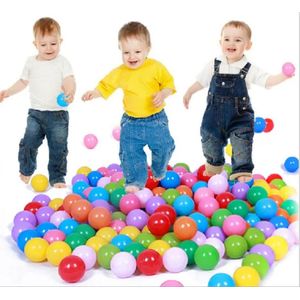 100 pieces Mini balles multifonctions colorés pour bébé /mini ballons de bain, tapis ou parc pour Tout-Petits 
