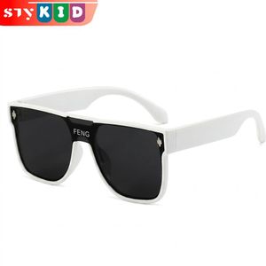 STY Lunettes de soleil enfants lunettes de soleil Protection UV400 lunettes de soleil Simple Design monture blanche (3-9 ans)