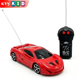 STY Enfants télécommande voiture de Sport jouet enfants télécommande voitures amusant pour l’âge 3+ ans (piles non incluses)