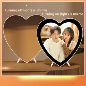Miroir/cadre Photo Personnalisé LED en COEUR- blanc