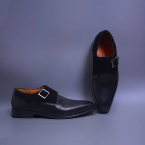 soulier à boucle