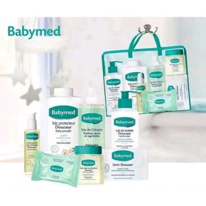 Kit de Bain et Toilette Bébé Babymed - Gamme Complète Douceur avec Trousse de Voyage