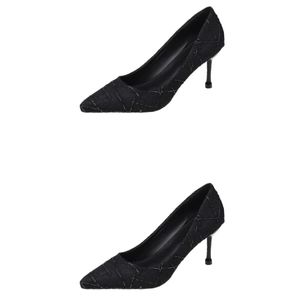 Mode Chaussures a talons pour femme - escarpins noir 