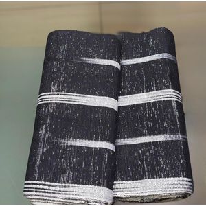 Pagne Tissé Artisanal Burkinabè Dan Fani – Modèle à Rayure - Noir avec des bandes blanches