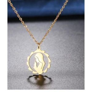 Fashion Beautiful Girls Chaîne hommes pendantif vierge Marie couleur or idéal pour les saint valentin , anniversaire, mariage 