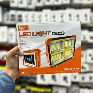 Projecteur solaire rechargeable Nil Fsudz LED Light FTY-02 