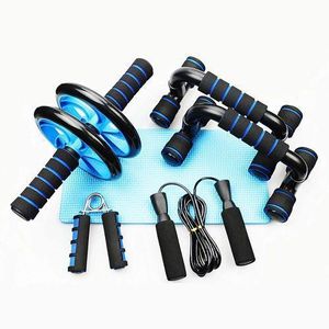 Kit d’Entraînement Fitness Complet – 5 Accessoires pour un Corps Sculpté à Domicile,1 Tapis de genoux ,1 Corde à sauter , 1 Poignée de musculation , 2 Barres de pompe , 1 Roue abdominale double