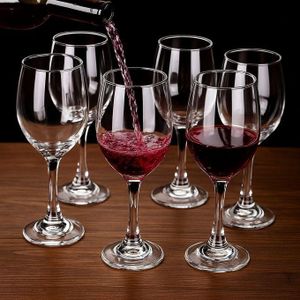 Verres à vin en cristal